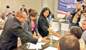 Comision-presidencial-magisteriales-FotoTomada-MeducaPanama_MEDIMA20160713_0180_31