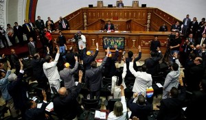 Diputados-hemiciclo-Asamblea-Nacional-5E-780x439