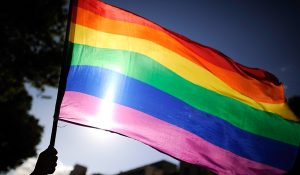 Gilbert-Baker-muerte-bandera-lgbt-arco-iris