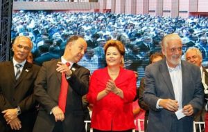 dilma-durante-cerimonia-de-lancamento-do-plano-safra-semiarido-20132014_1