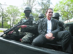 imagen carlos montes arrestado