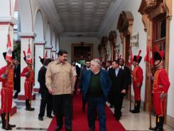 maduro_mujica_21384300968