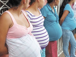 EMBARAZOS PRECOCES