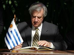 PRESIDENTE URUGUAYO FIRMÓ VETO PARA LA DESPENALIZACIÓN DEL ABORTO