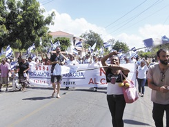 Marcha contra el canal
