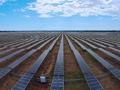 Planta-solar-Guatemala_PREIMA20150203_0336_32