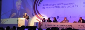De-la-Sota-presente-en-la-apertura-del-Congreso-Internacional-de-Parlamentarios-Locales2356