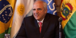 samper unasur