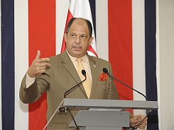Guillermo-Solis-Barack-Obama-Unidos_LNCIMA20140603_0118_28