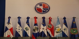Cumbre-SICA-banderas