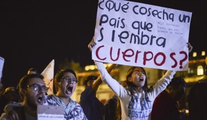 084117_Manifestacio769n_por_Ayotzinapa5