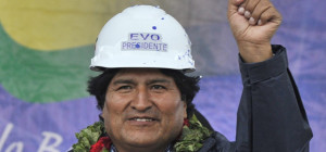 Evo-Morales-campaigns-for-012