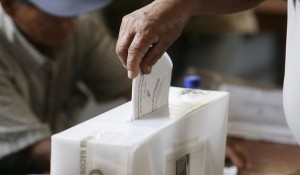057495-elecciones-2014-local-mesa-votacion-conoceras-mensaje-texto-sms-anuncio-onpe