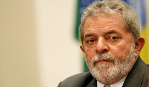 LULA RECIBE LA SOLIDARIDAD DE MOVIMIENTOS SOCIALES TRAS ATAQUE A SU INSTITUTO