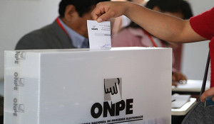 PER---Elecciones-por-asamblea-de-delegados-no-alienta-participaci-n-de-afiliados--advierten-shaune-fraser-Olimpic-Swimmer-Cayman-Island