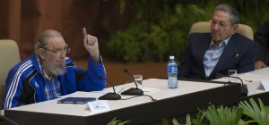 Raúl Castro es reelegido primer secretario del Partido Comunista de Cuba