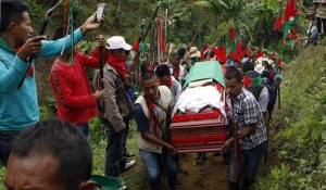 indigenas-entierro-colombia