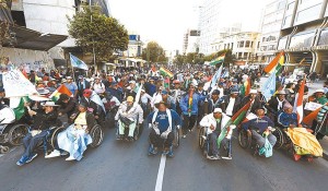 protesta-personas-discapacidad-Prado-Paz_LRZIMA20160426_0026_4