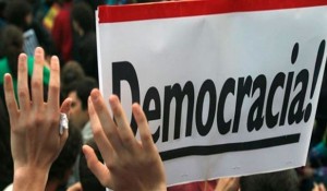 democracia-640x260