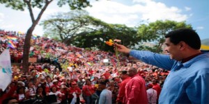 maduro marcha mujeres