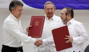2016-06-23T205452Z_1168057389_S1AETLPXEQAA_RTRMADP_3_COLOMBIA-REBELS-923x600