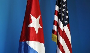 Cuba-EEUU-banderas