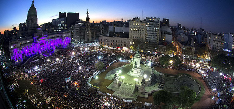 NiUnaMenos
