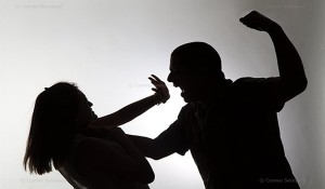 a-parar-la-mano-la-violencia-contra-la-muje-50036-jpg_600x0