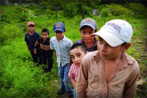 niños-emigrantes-1024x716