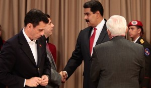 Mesa-Gobierno-oposicion-