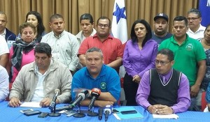 docentes-dijeron-miercoles-huelga-continua_LPRIMA20160720_0262_33