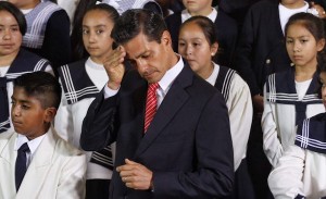Acusan-a-Enrique-Pena-Nieto-de-plagiar-una-parte-de-su-tesis-770x470