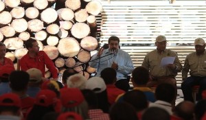 maduro_acto.jpg_1414141189
