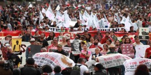 marcha ayotzinapa