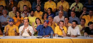 2016-11-09T171907Z_543800265_D1BEULWLSLAB_RTRMADP_3_VENEZUELA-POLITICS