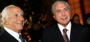 21jun2013---michel-temer-na-festa-de-50-anos-de-casados-do-advogado-jose-yunes-1481729721404_615x300