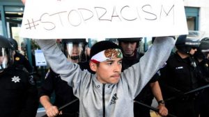 160429205140_sp_protesta_against_trump_624x351_reuters_nocredit