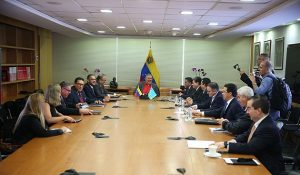 aruba-venezuela-refineria-acuerdos-10