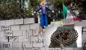muneco-trump-falso-muro-una-protesta-ante-embajada-eeuu-mexico-1485327261782