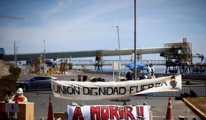trabajadores-Escondida-impacto-crecimiento-Chile_1008509470_14021597_667x375