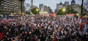 FOTO mARCHA Santiago