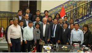 ppk-lidera-dialogo-con-maes-jpg_604x0