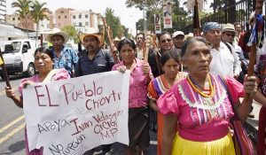 indígenas guatemaltecos