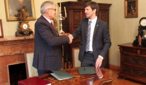 unjscAnvA