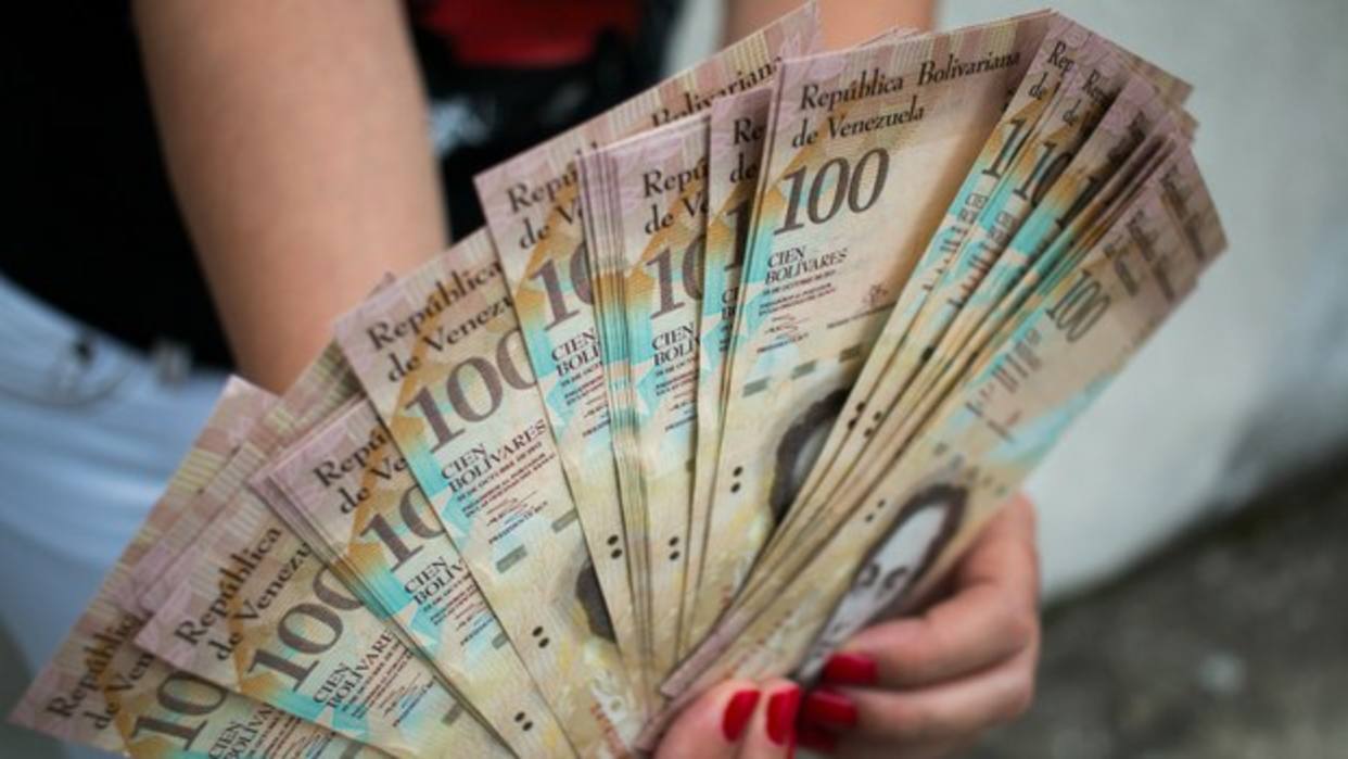 Venezuela se reúne con los tenedores de bonos para reestructurar y