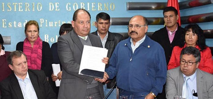 bolivia + médicos + acuerdo