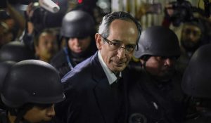 álvaro colom + guate