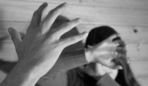 violencia + mujeres