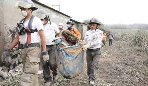 erupción-volcán-de-fuego-muertos-tragedia-naturaleza-4