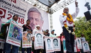 amlo-ayotzinapa